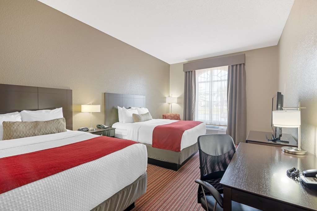 Best Western Plus Bradbury Inn & Suites - photo 28