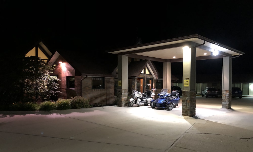 Trade Winds Motel - photo 17