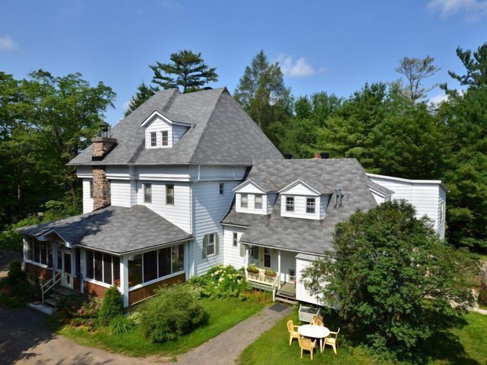 Le Clair Matin Santé in Sainte-Adele, Canada