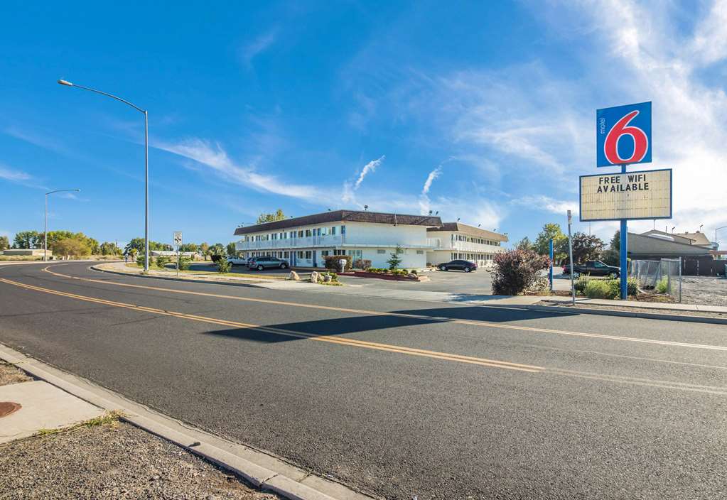 Motel 6 Moses Lake WA - photo 2