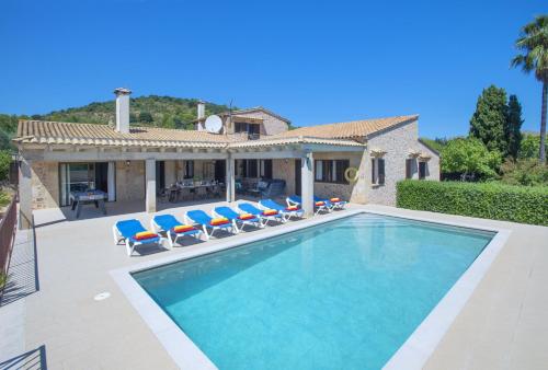 Owl Booking Villa Santuiri Exclusive Holidays — 4-Star Luxury Hotel in Pollenca, Spain