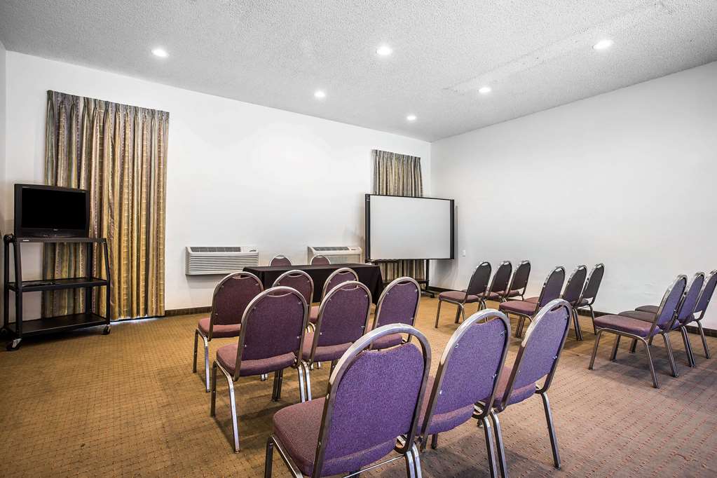 Baymont by Wyndham Ontario - photo 17