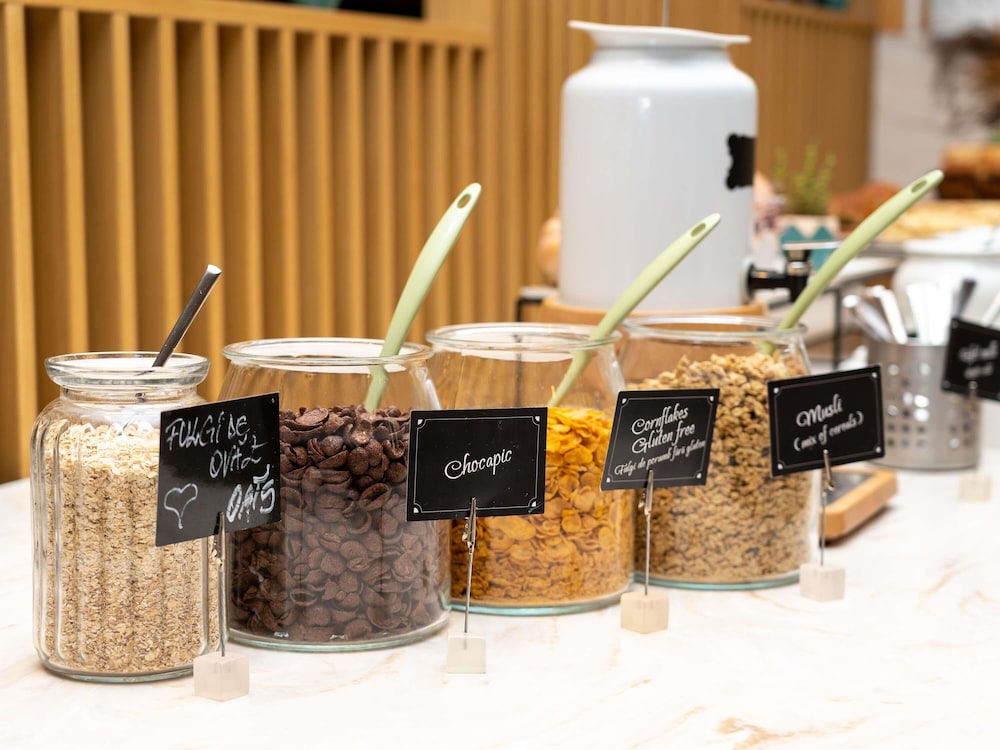 מזון ומשקאות