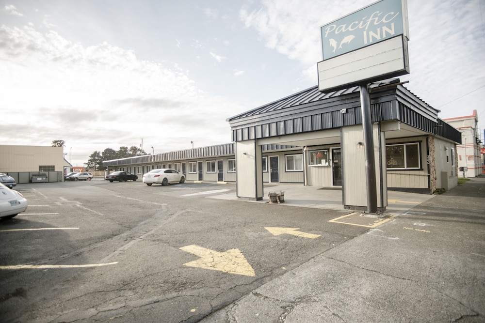 Pacific Inn - photo 15