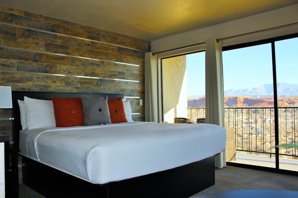 Inn on the Cliff - photo 13
