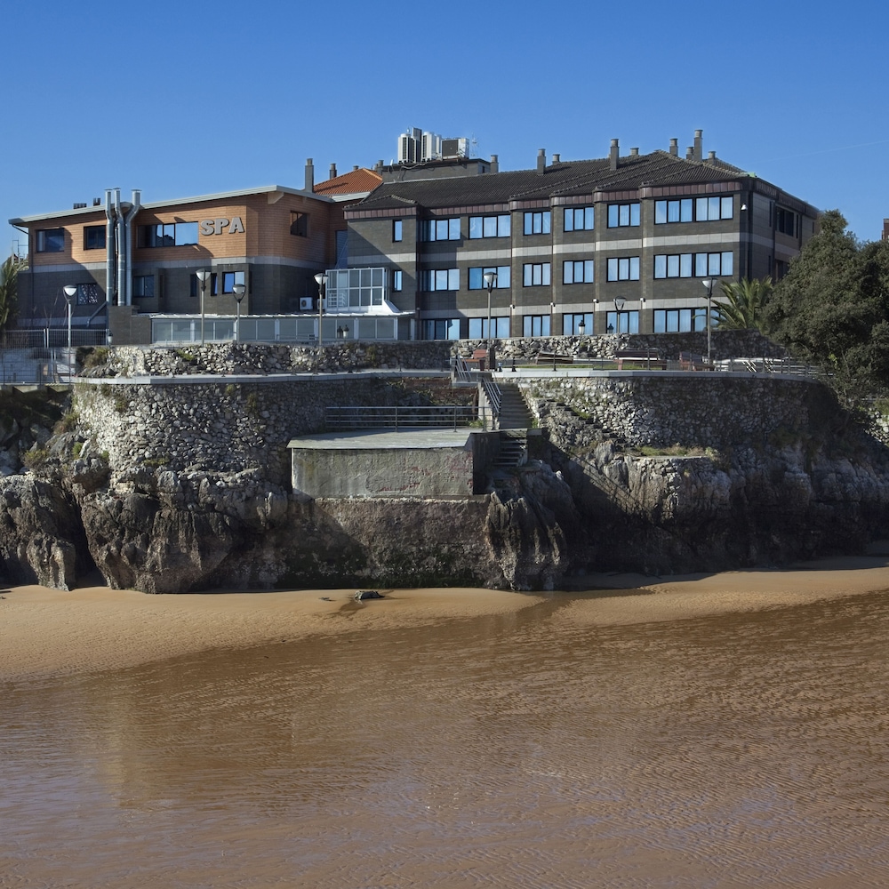 Isla Bella - carbon neutral hotel in Arnuero