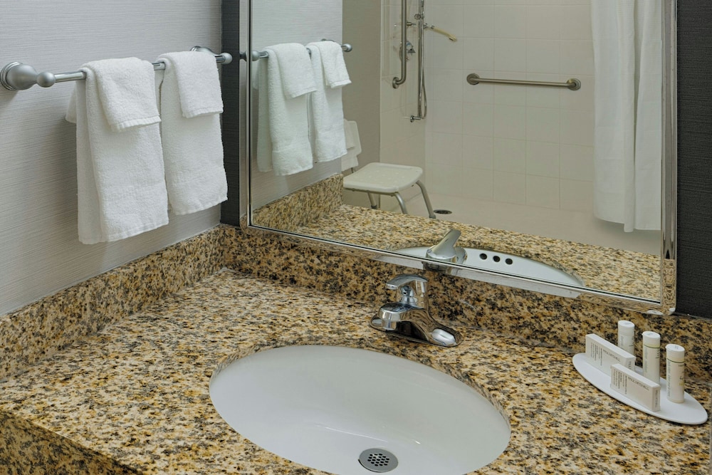 Courtyard by Marriott Springfield Downtown - photo 23