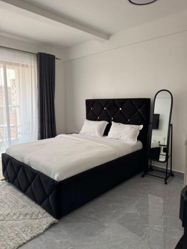 Gorgeous studio in kileleshwa with a pool and a gym