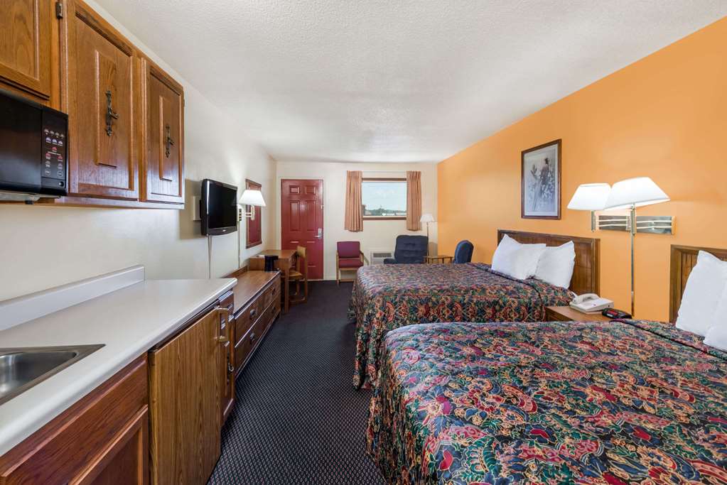 Americas Best Value Inn Chanute - photo 10