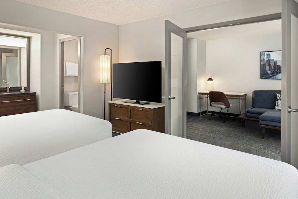 Courtyard by Marriott Chicago Downtown River North - photo 6