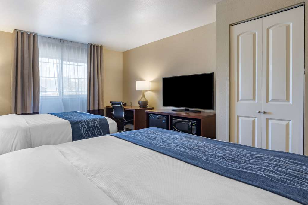 Comfort Inn & Suites Ukiah Mendocino County - photo 13