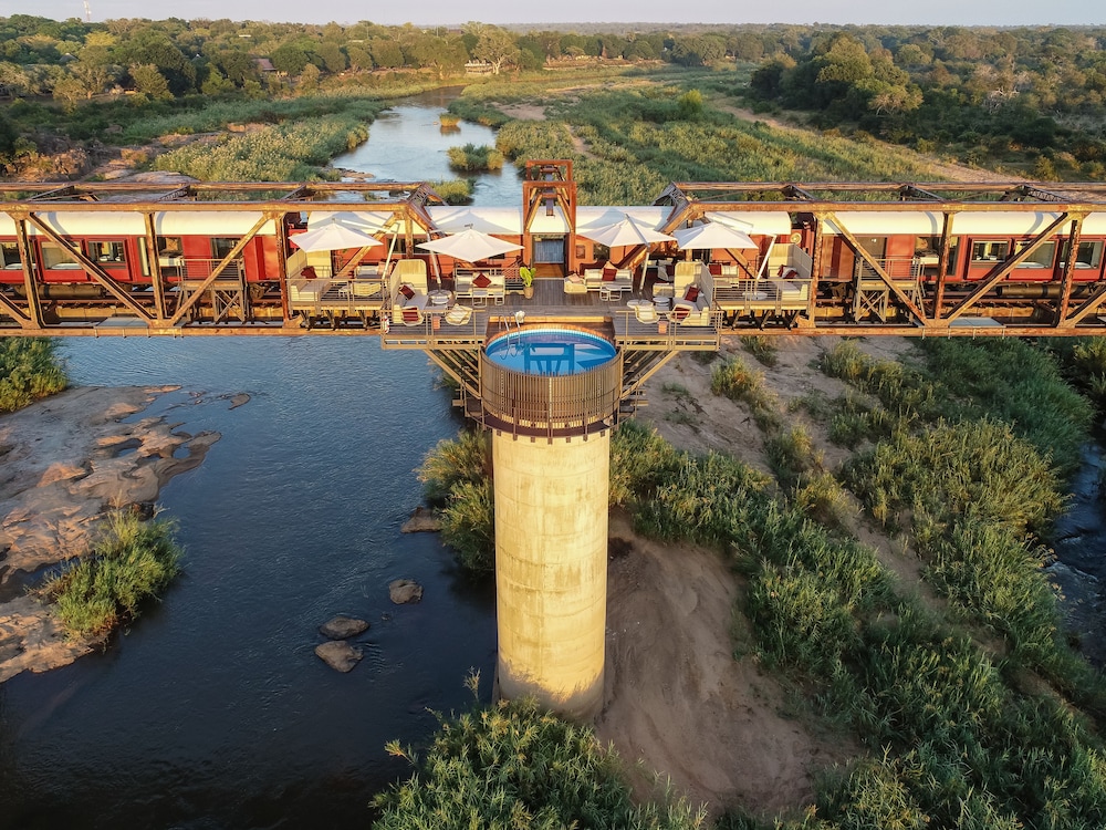 Kruger Shalati Train on The Bridge & Garden Suites — hotel in Skukuza