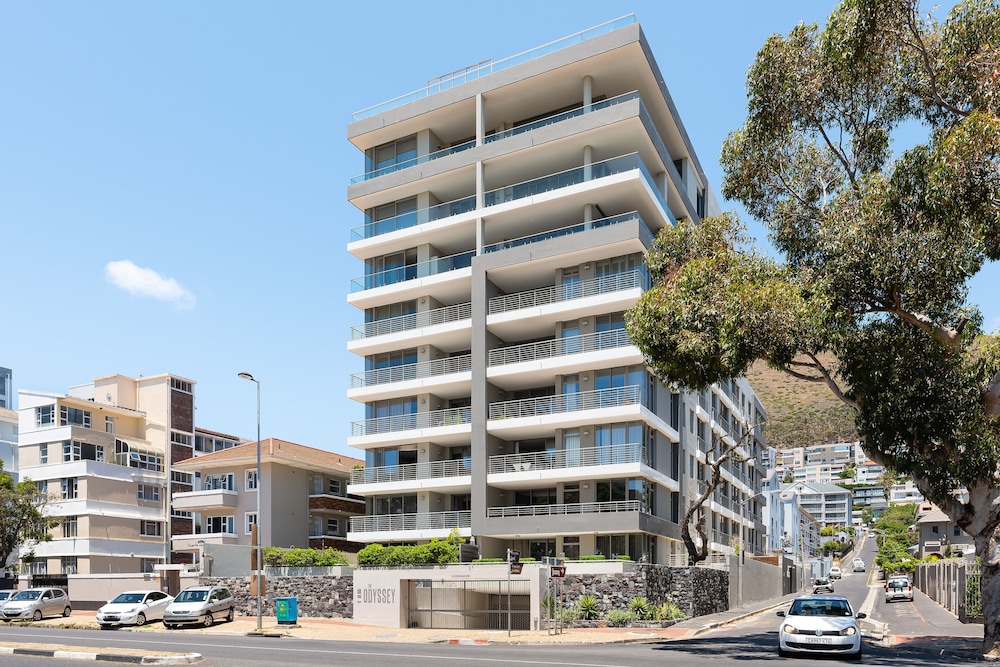 The Odyssey 407 — 4-Star Luxury Hotel in Cape Town, South Africa