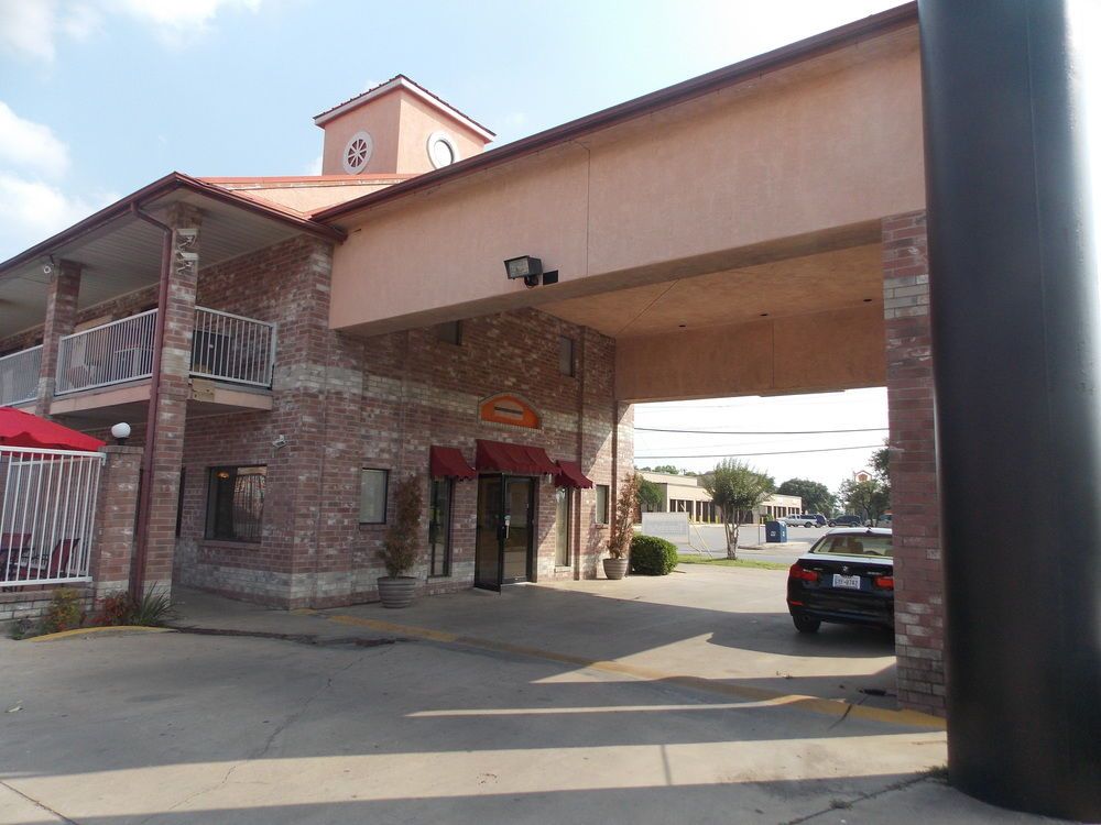 Travelodge San Antonio Downtown - photo 7