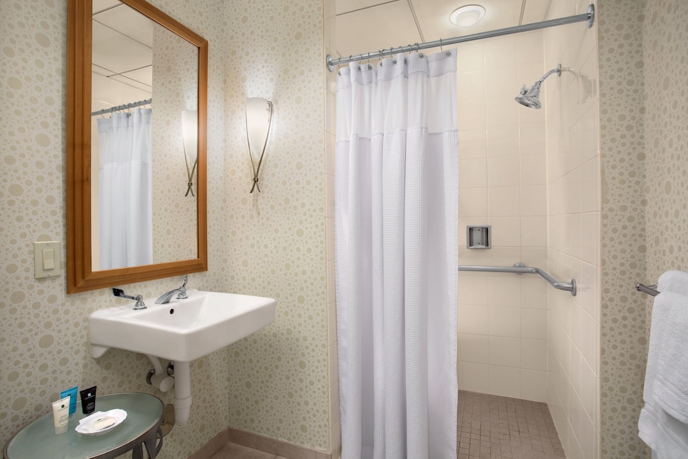 Crowne Plaza San Francisco Airport by IHG - photo 20