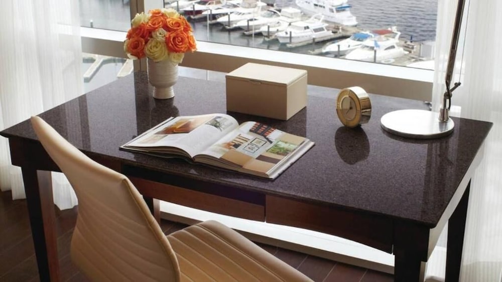 Four Seasons Hotel Baltimore - photo 11