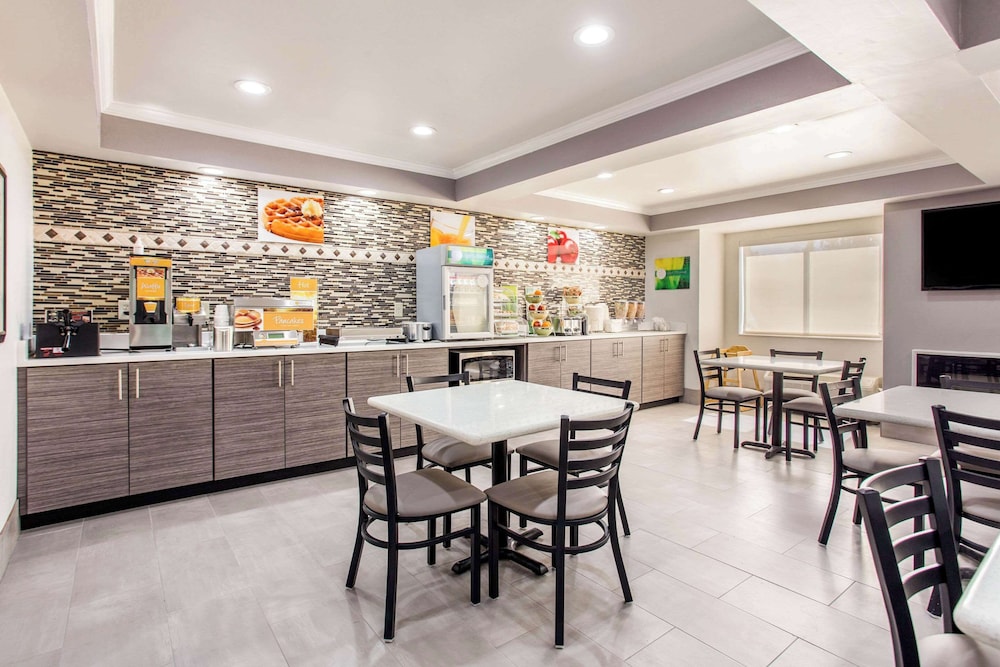 Quality Inn & Suites Myrtle Beach near Outlets - photo 27