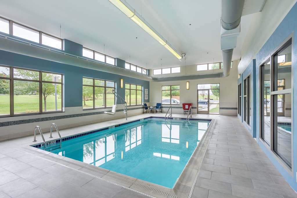 Best Western Plus University Park Inn & Suites - photo 31