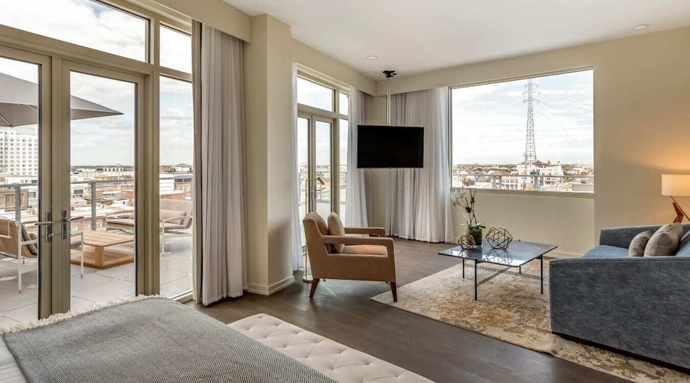 One11 Hotel - photo 25