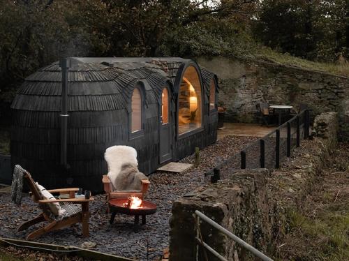 Y Caban A Luxury Rural Retreat with Seaviews in Amlwch, United Kingdom