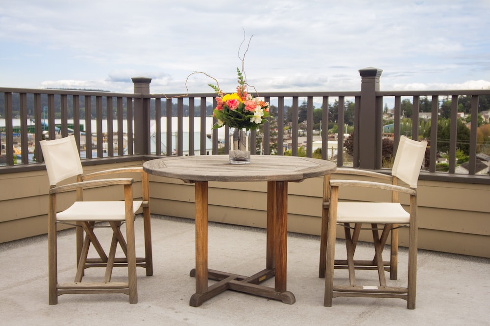 Majestic Inn & Spa - photo 13