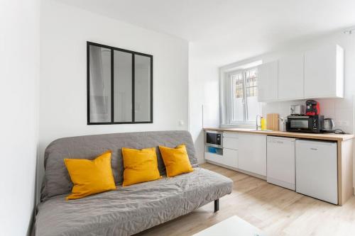 Nidaudonnien in Saint-Ouen, France