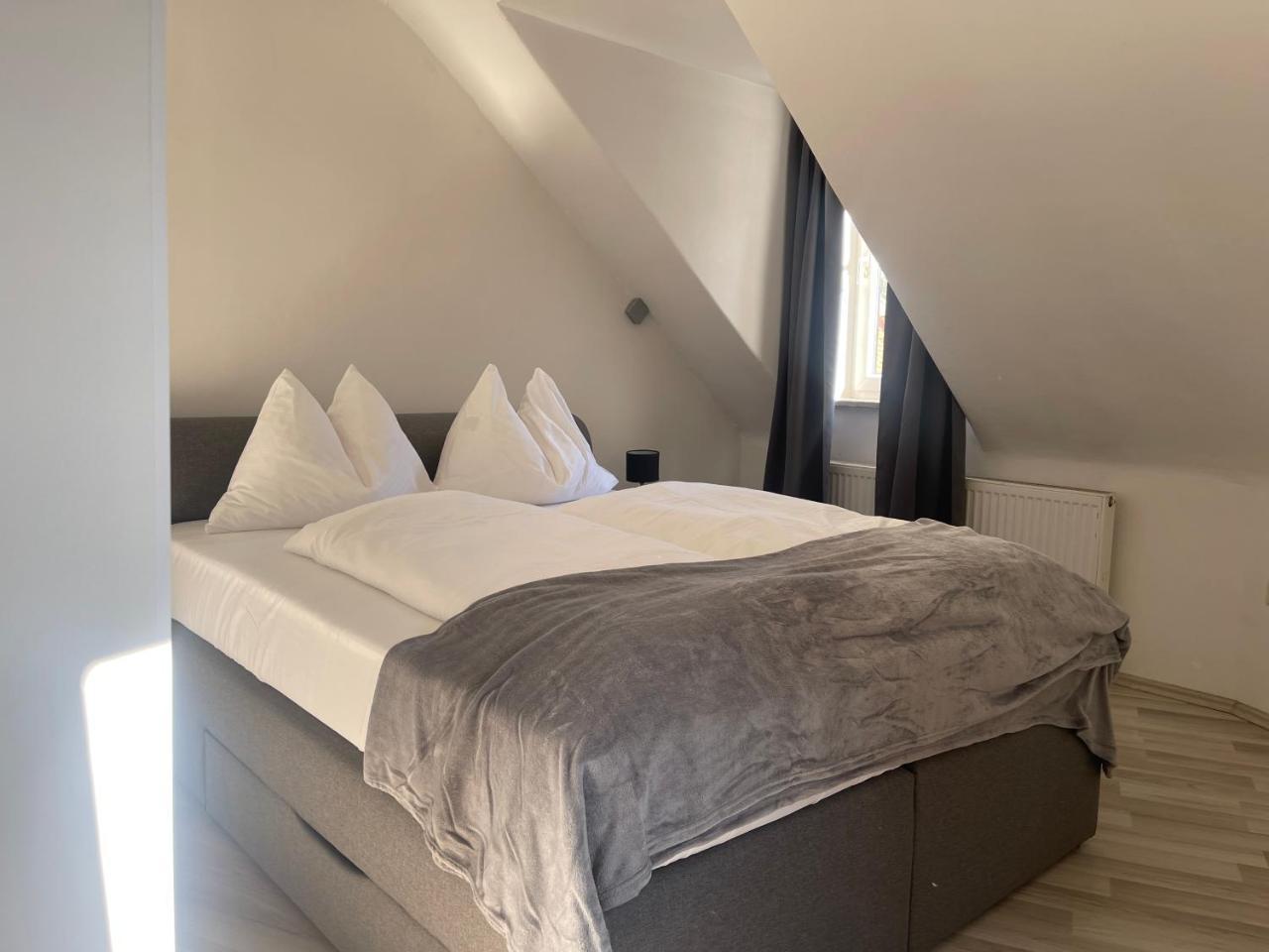 FarawayHomes Studio Graz #5 — 4-Star Luxury Hotel in Graz, Austria