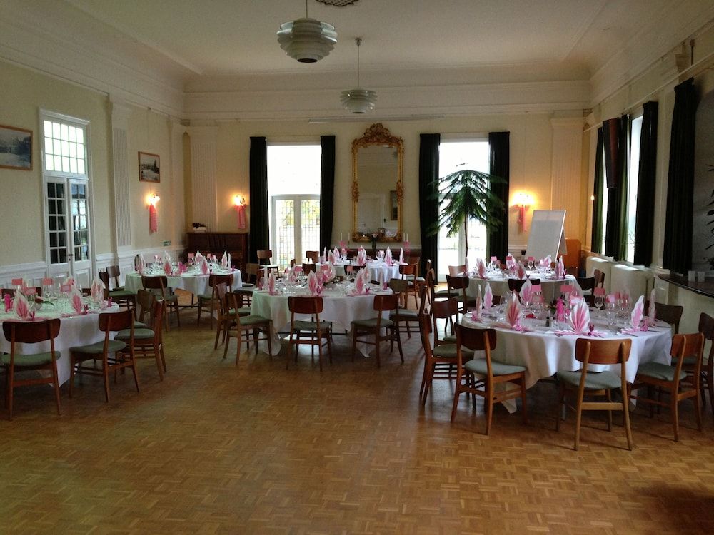 Hotel Lidenlund ved Gitte Bitsch — Lemvig — photo 3