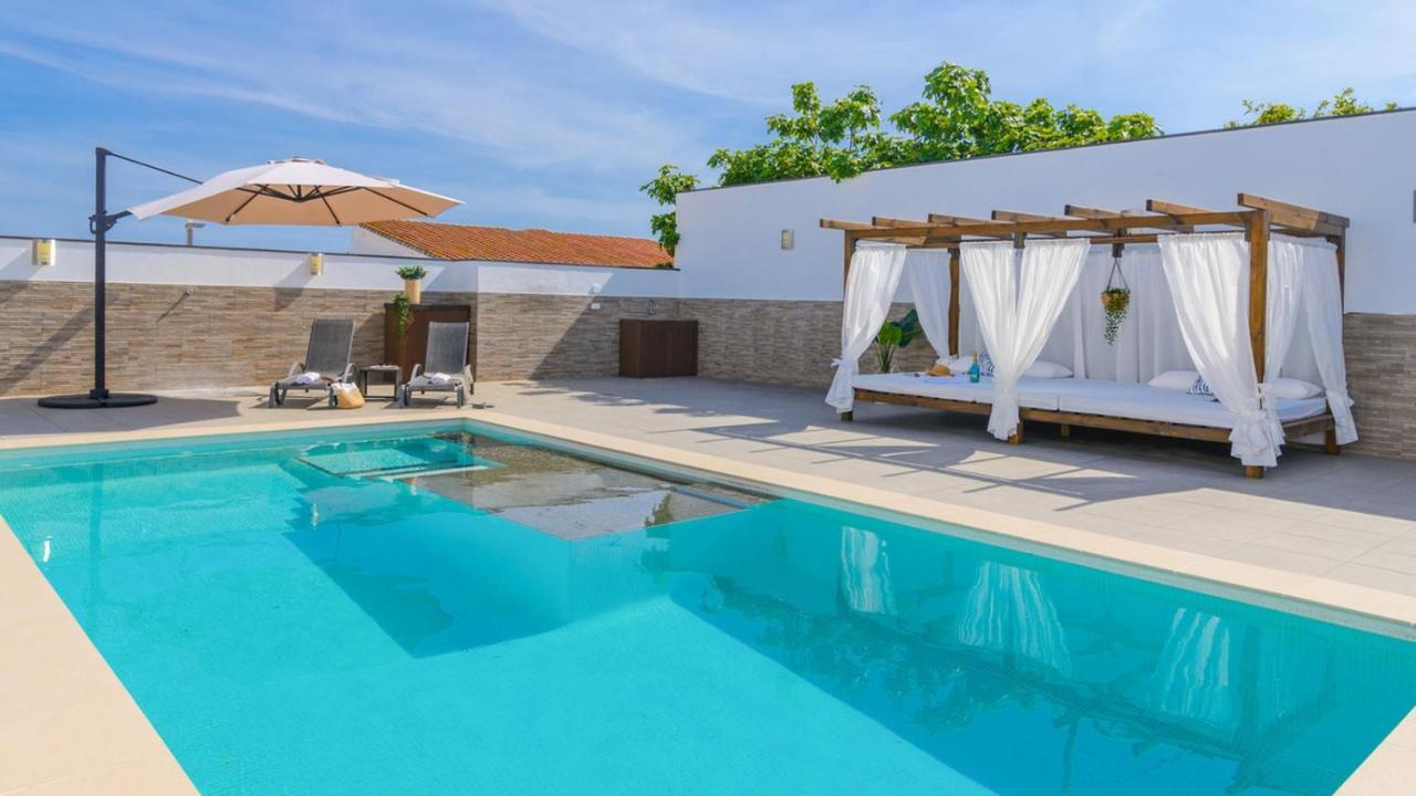 Villa Yules Moisés Vélez Málaga by Ruralidays — 4-Star Luxury Hotel in Velez-Malaga, Spain