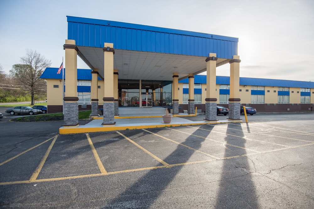 Days Inn by Wyndham Fort Wright Cincinnati Area - photo 45