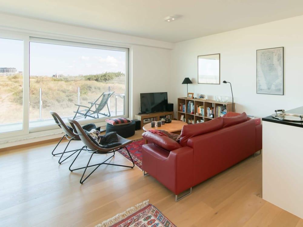 Apartment in Oostende Near Beach & Dunes — 4-Star Luxury Hotel in Ostend, Belgium