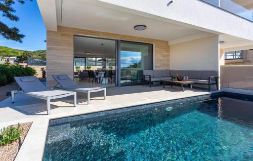 Villa Punat Hills With Pool 2 — 5-Star Luxury Hotel in Punat, Croatia