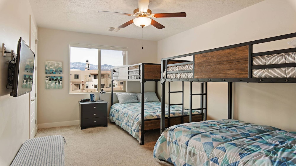 Town Center Resort - photo 144