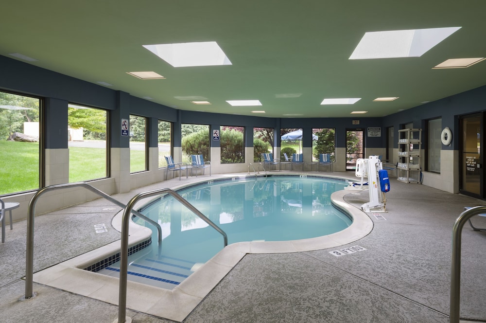 Holiday Inn Express Hershey Harrisburg Area by IHG - photo 37