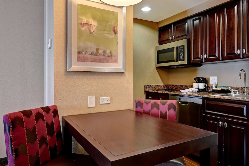 Homewood Suites by Hilton Albuquerque Airport - photo 10