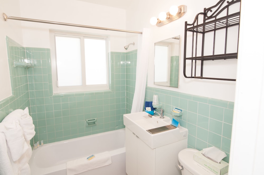 Great Escape Inn - photo 41