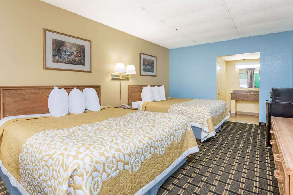 Days Inn by Wyndham Clayton - photo 20