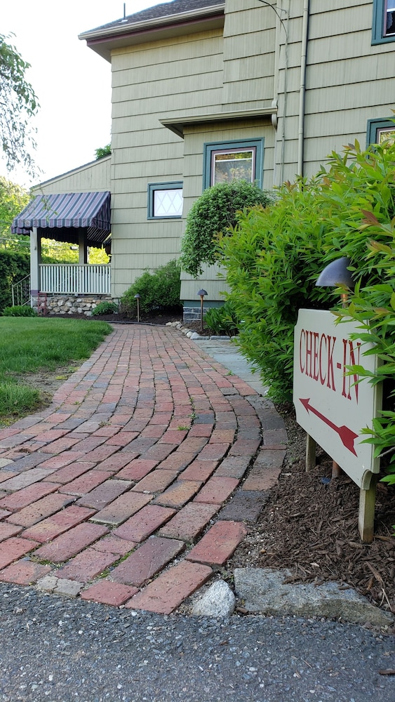 Westbrook Inn B&B - photo 82