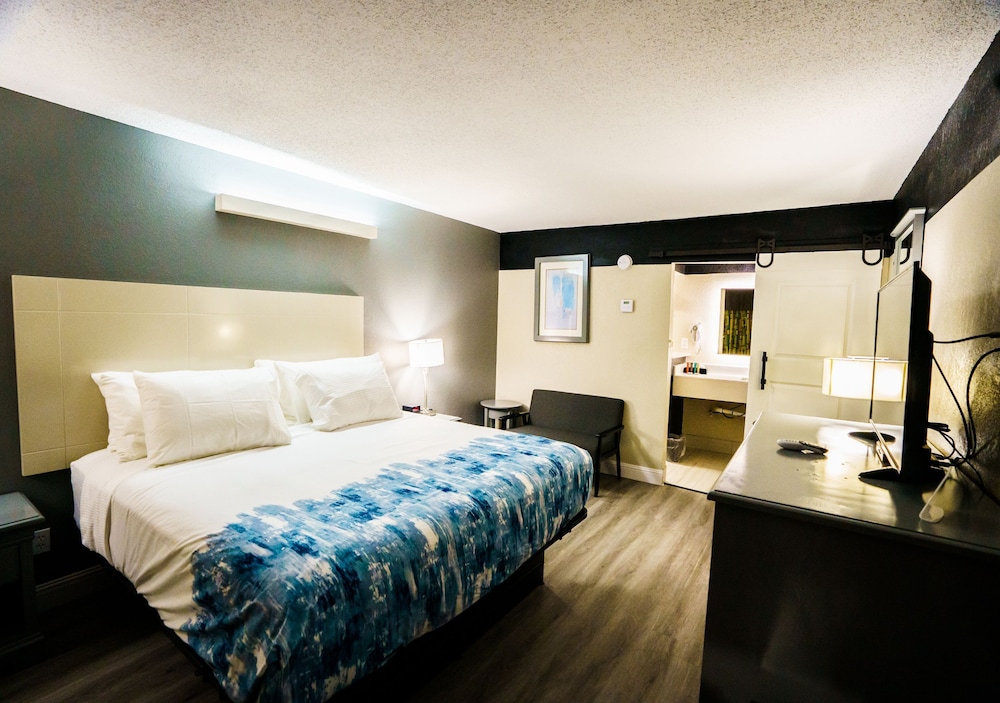 Lx Hotel Powered by ACW Circle - photo 42