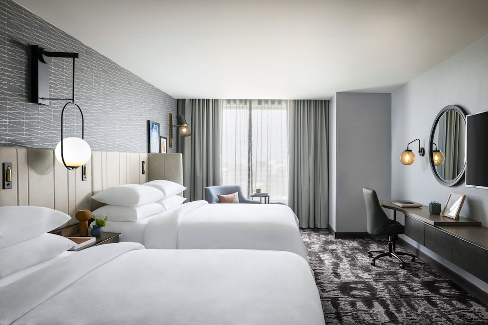 Crowne Plaza Kearney by IHG - photo 10