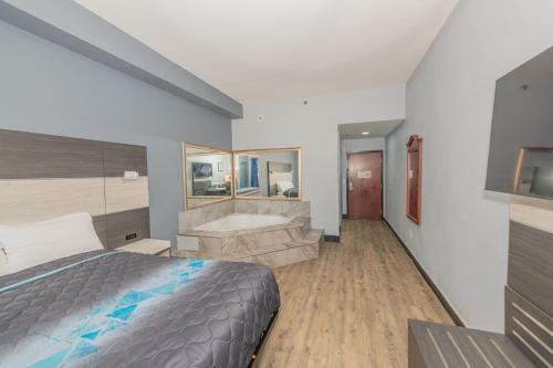 Jamestown inn & Suites - photo 7