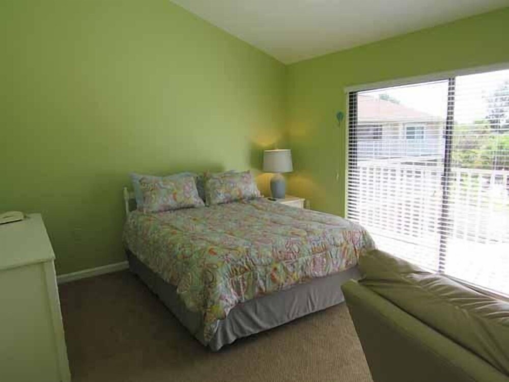 Beach Townhouses 104 - photo 2