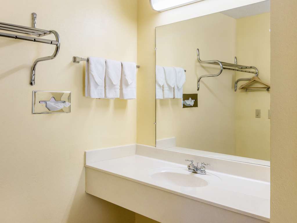 Americas Best Value Inn Clayton - photo 20