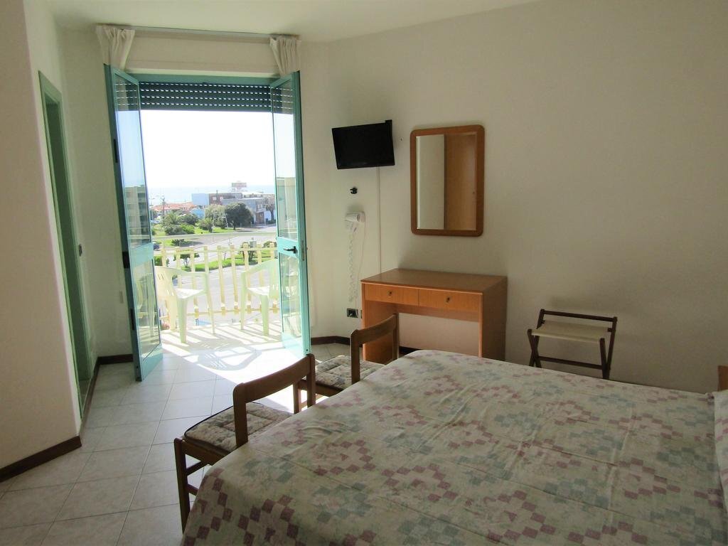 Hotel Puccinelli — Camaiore — photo 2