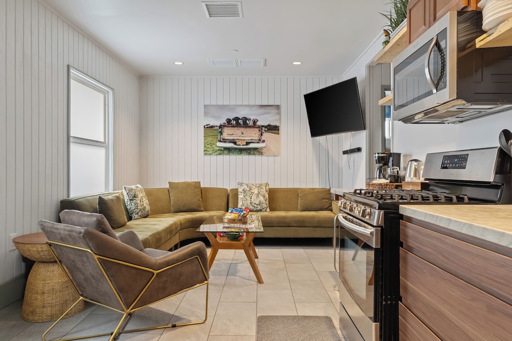 Good Life Vacation Rental Resort - photo 178
