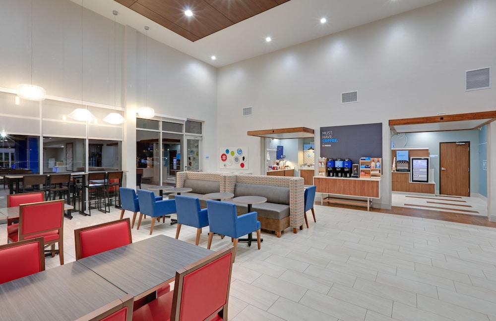 Holiday Inn Express & Suites Dallas NW HWY Love Field by IHG - photo 17