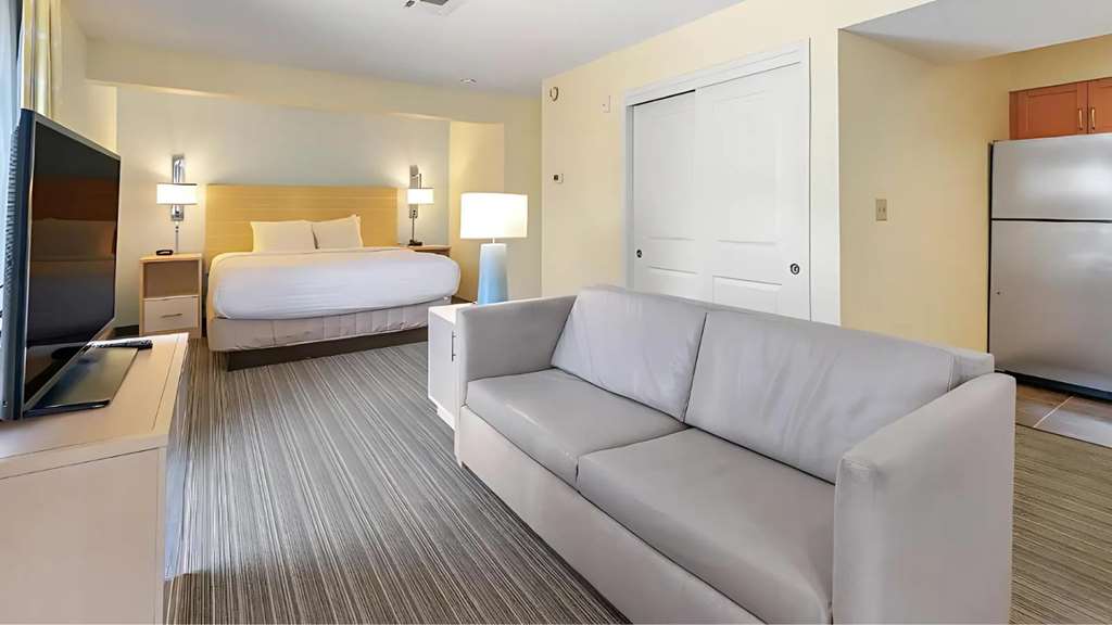 Sonesta ES Suites Cincinnati Sharonville West - photo 18