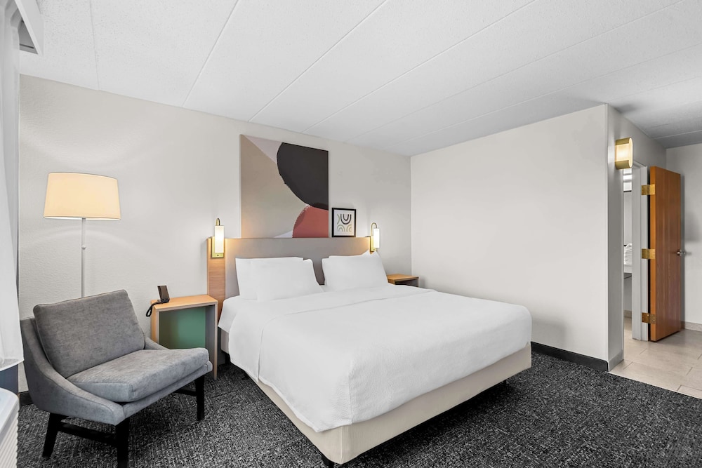 Spark by Hilton Cedar Falls - photo 17