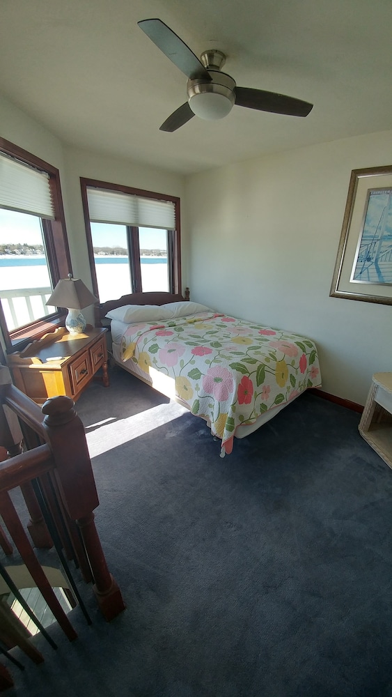 Snug Harbor Inn - photo 64