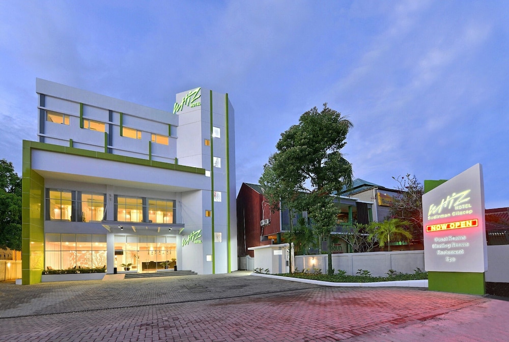 Whiz Prime Hotel Sudirman Cilacap in Cilacap, Indonesia
